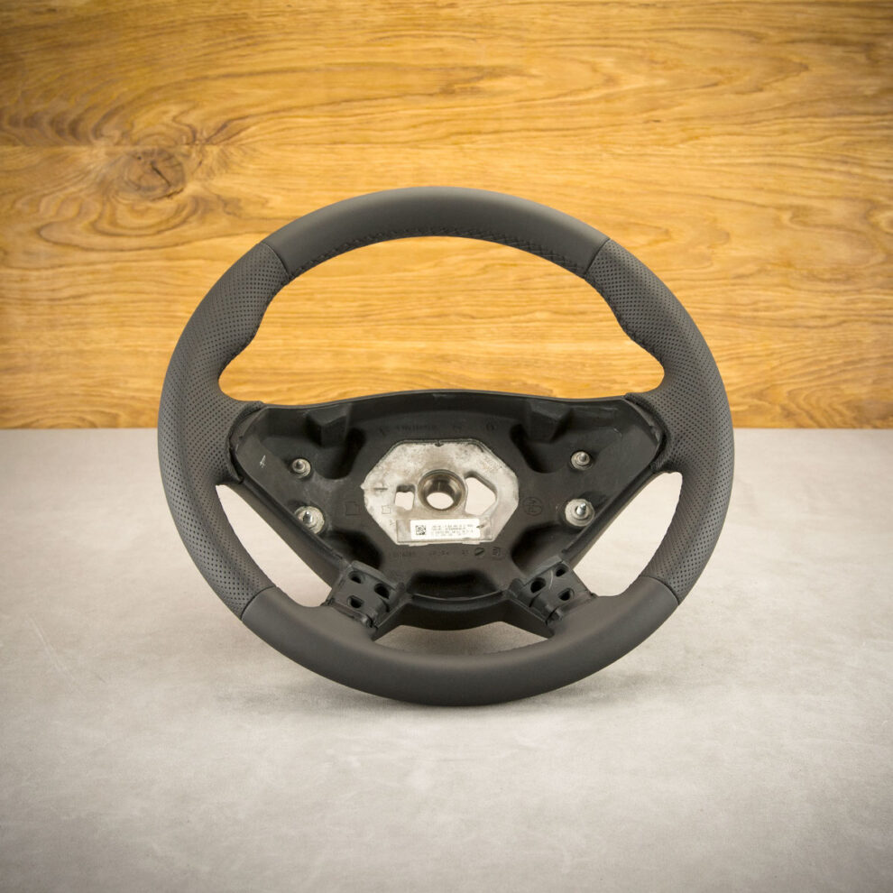 Modyfikacja i obszycie kierownicy Mercedes-Benz Sprinter 907