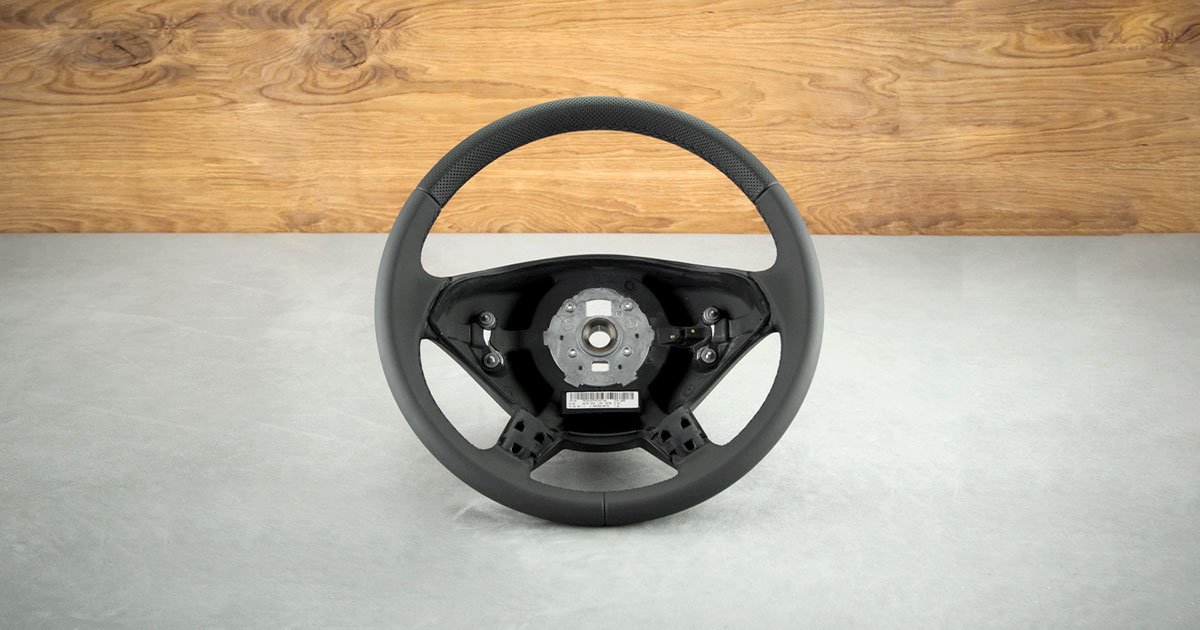 Modyfikacja i obszycie kierownicy Mercedes Viano