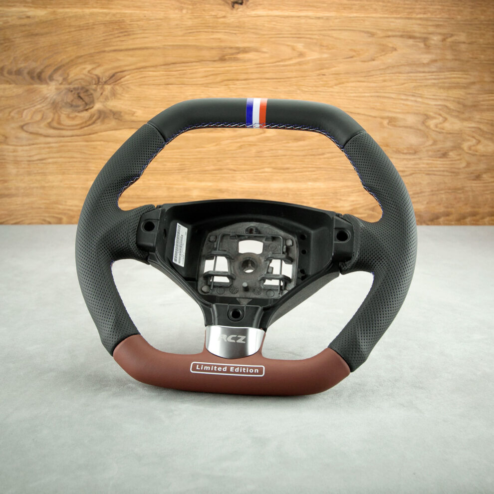 Modyfikacja i obszycie kierownicy Peugeot RCZ