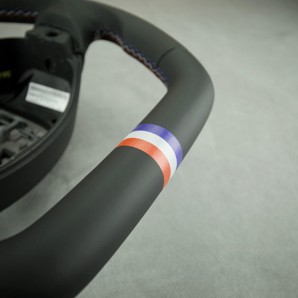 Modyfikacja i obszycie kierownicy Peugeot RCZ