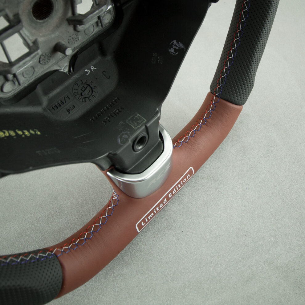 Modyfikacja i obszycie kierownicy Peugeot RCZ