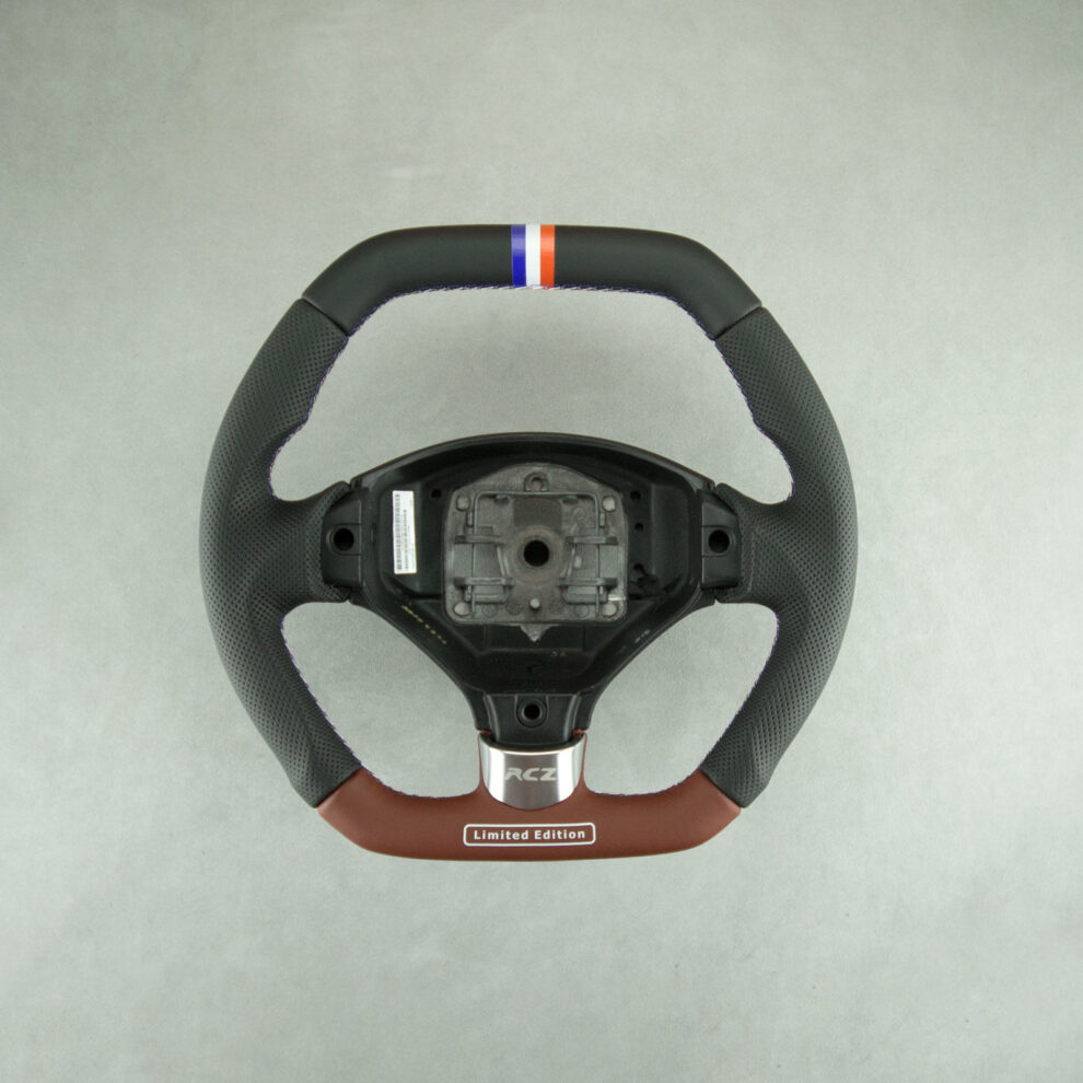 Modyfikacja i obszycie kierownicy Peugeot RCZ
