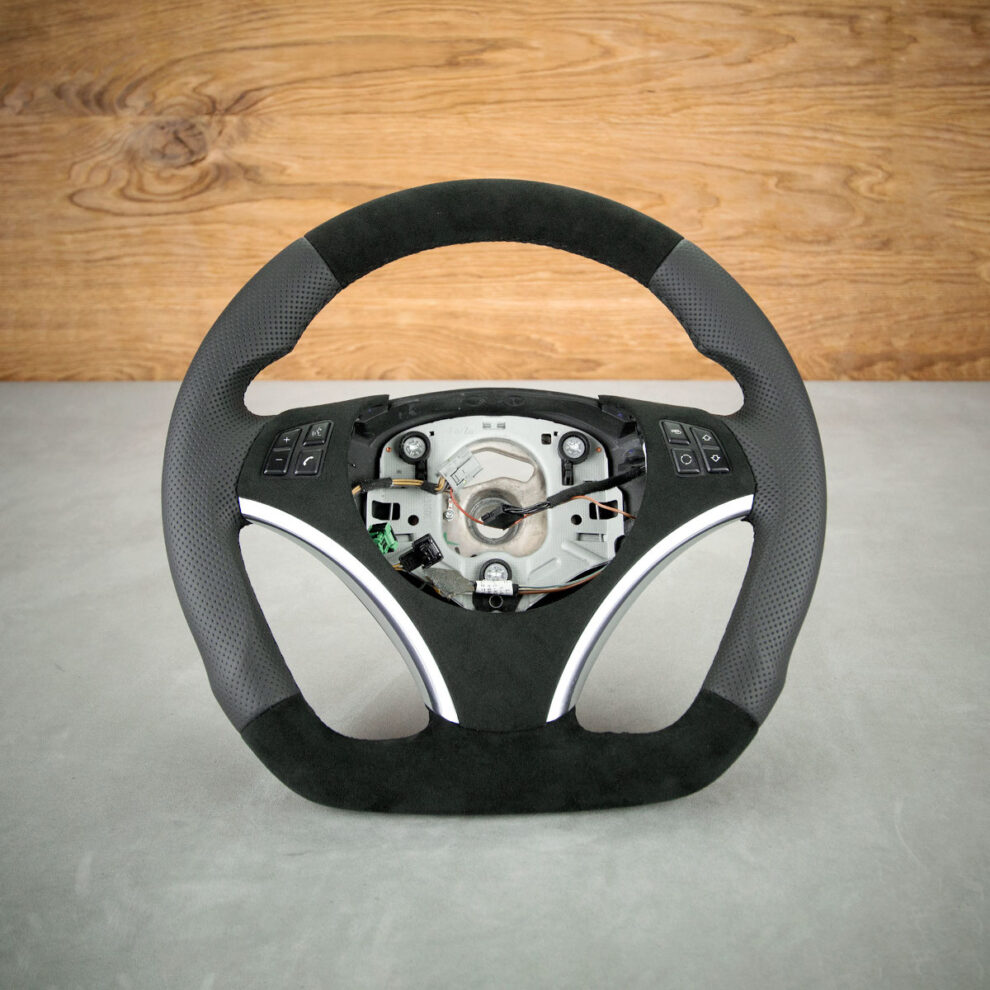 Modyfikacja i obszycie kierownicy BMW E92