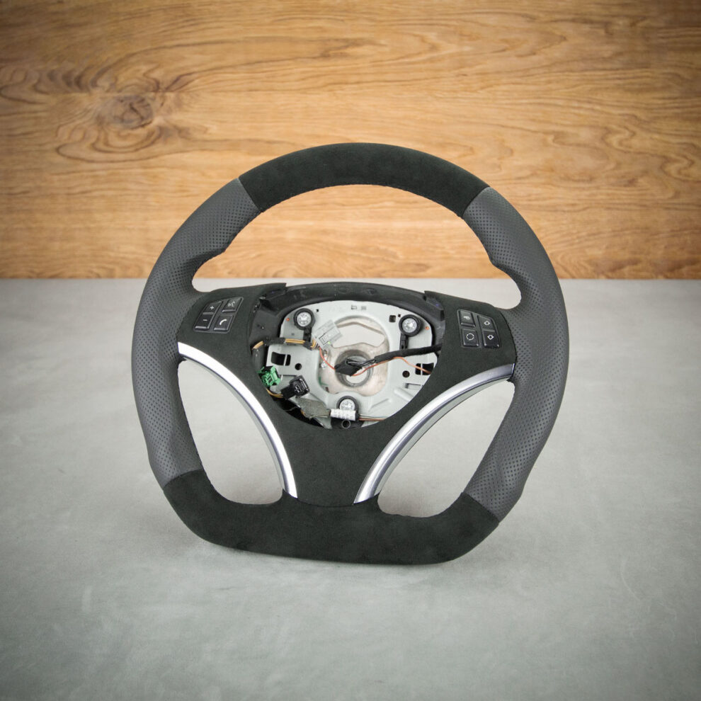 Modyfikacja i obszycie kierownicy BMW E92