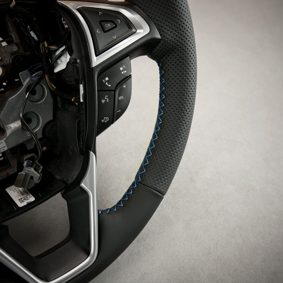 Modyfikacja i obszycie kierownicy Ford Mondeo Mk5