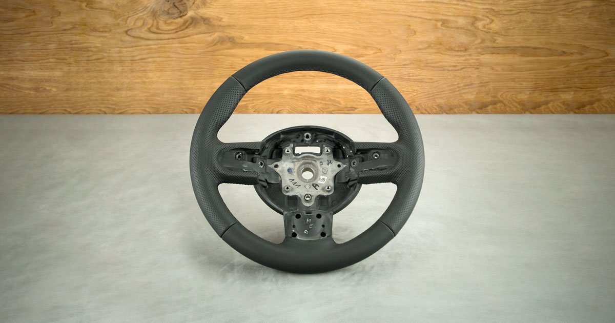 Modyfikacja i obszycie kierownicy Mini Cooper S R56