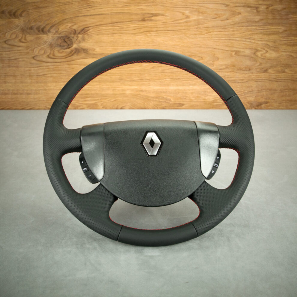 Modyfikacja i obszycie kierownicy Renault Magnum