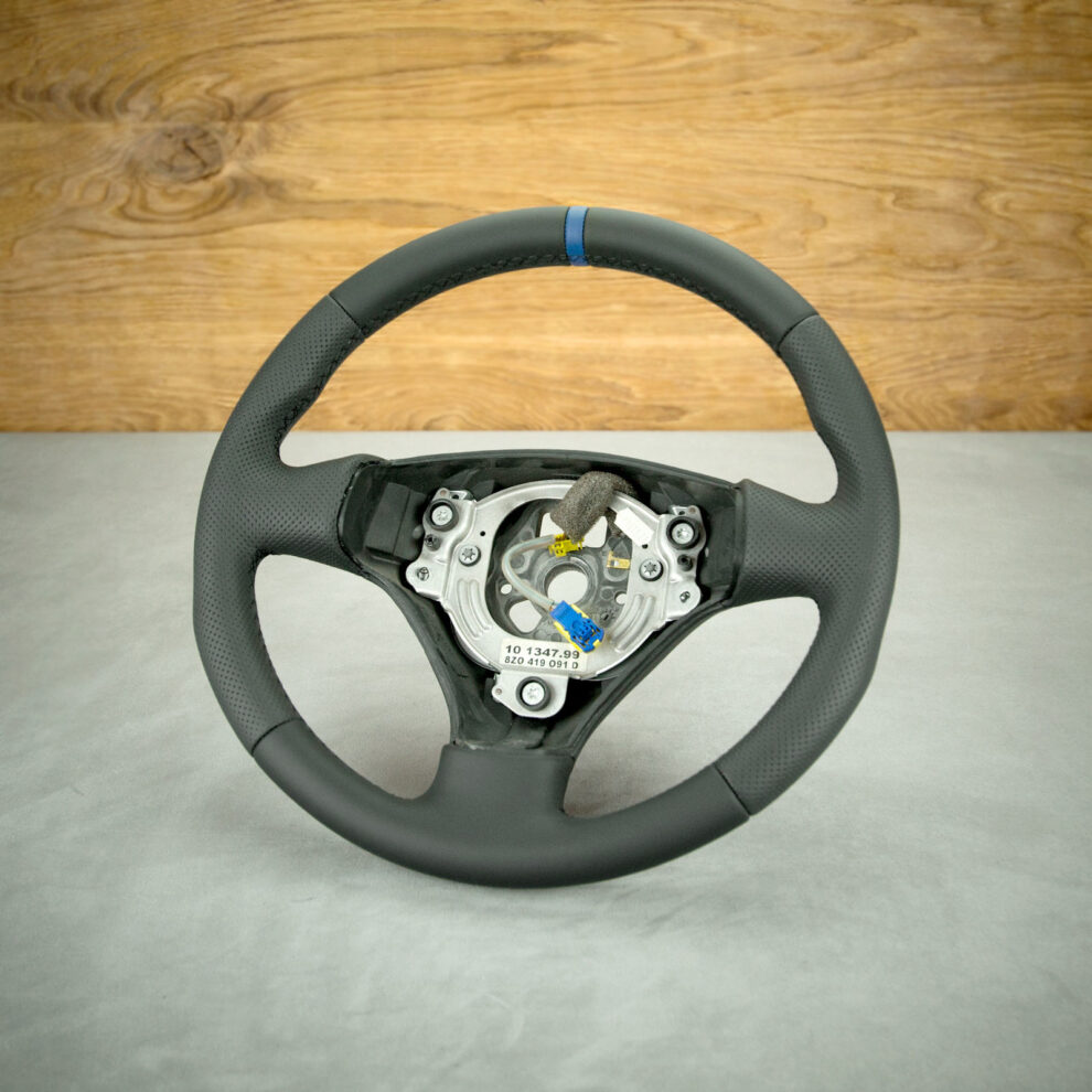 Modyfikacja i obszycie kierownicy Audi A3 8L1
