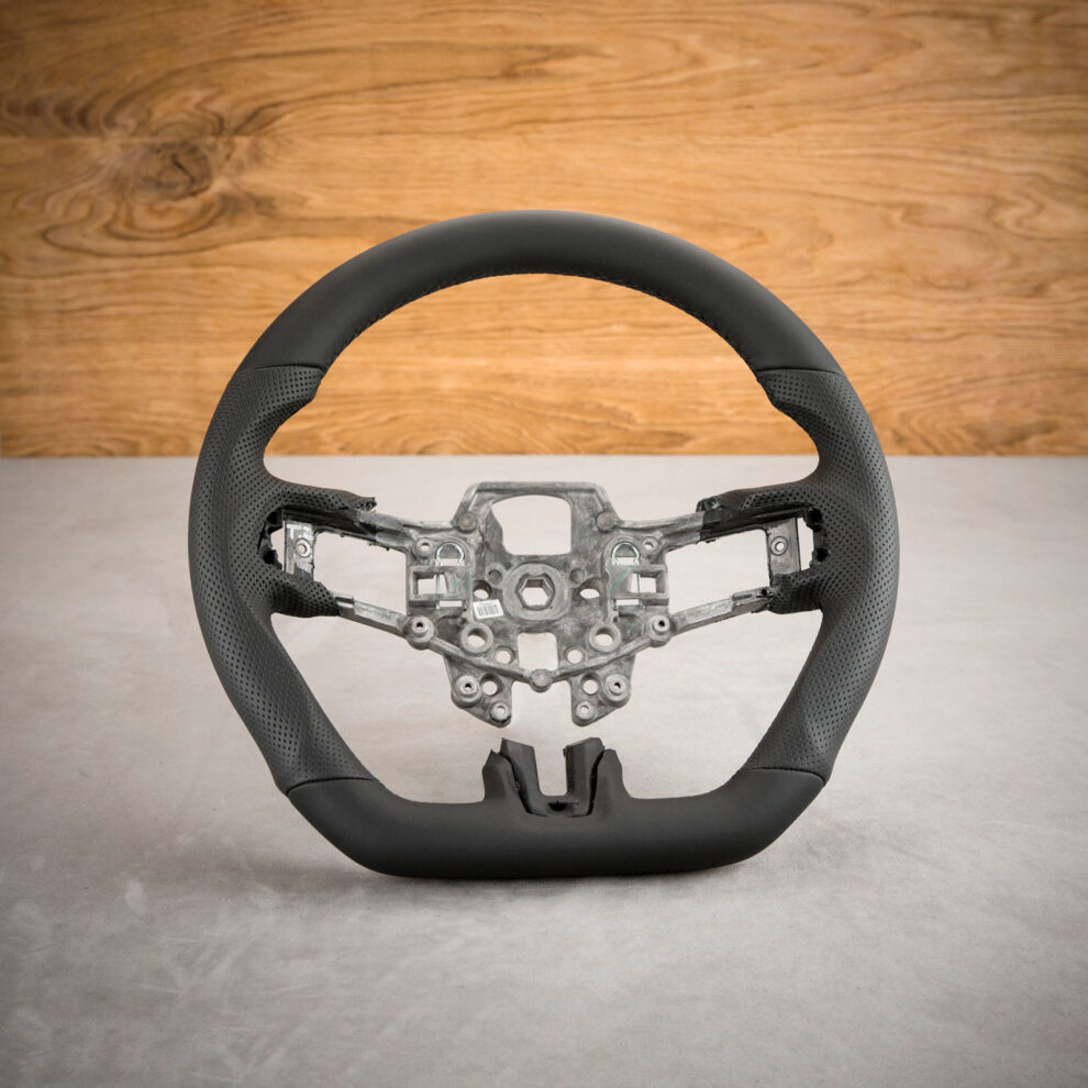 Modyfikacja i obszycie kierownicy Ford Mustang VI