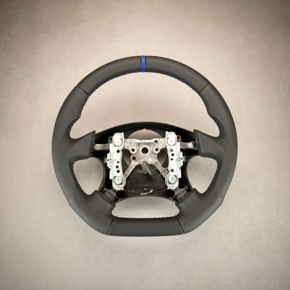 Modyfikacja i obszycie kierownicy Subaru Forester SG