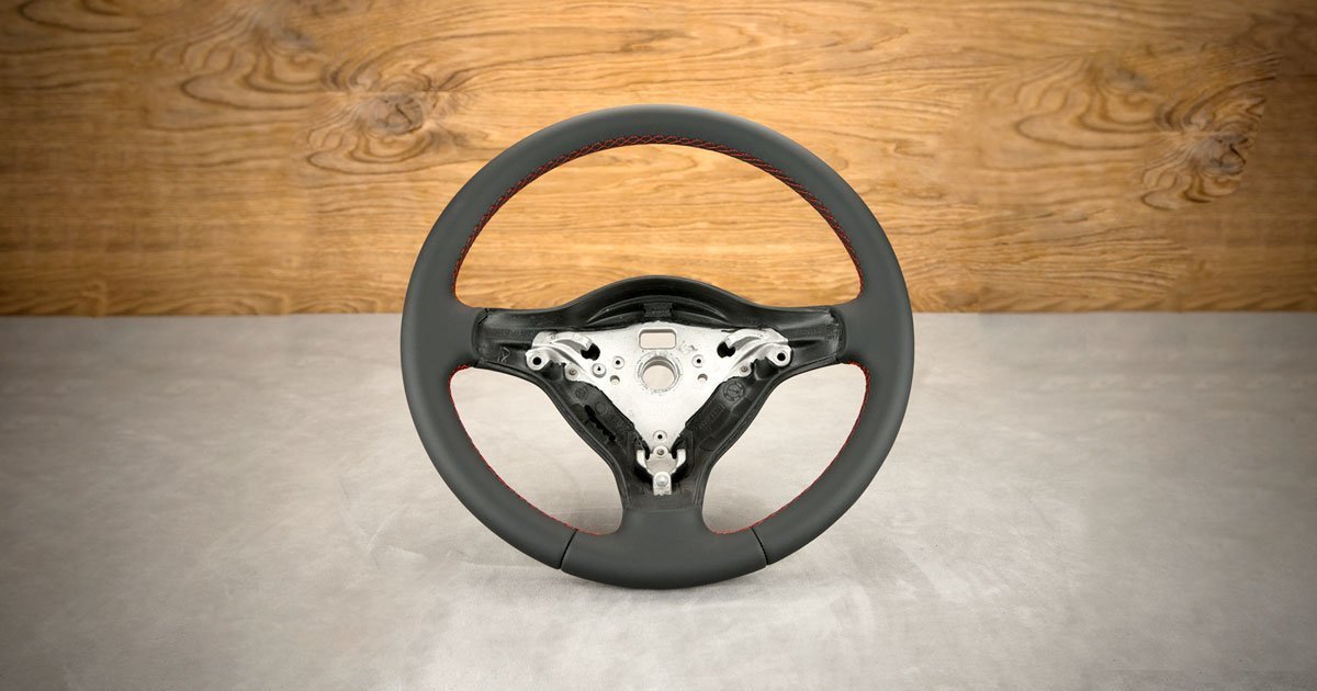 Modyfikacja i obszycie kierownicy Volkswagen Polo V GTI Modyfikacja i obszycie kierownicy Volkswagen Polo V GTI