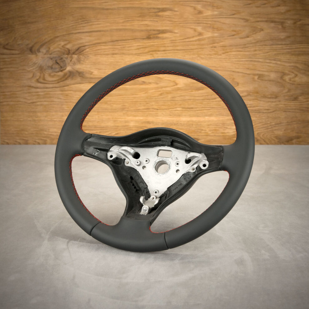 Modyfikacja i obszycie kierownicy Volkswagen Polo V GTI