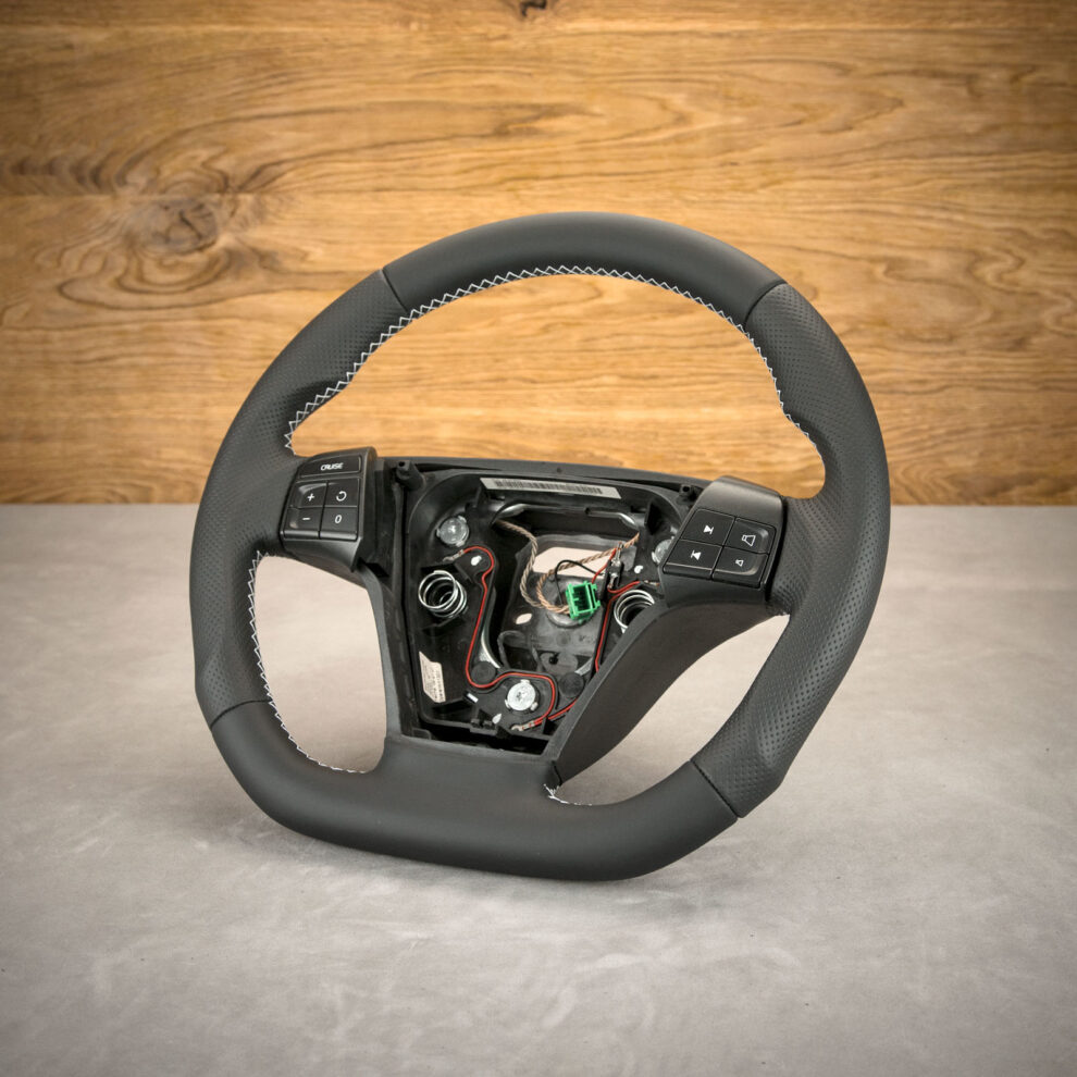 Modyfikacja i obszycie kierownicy Volvo V50