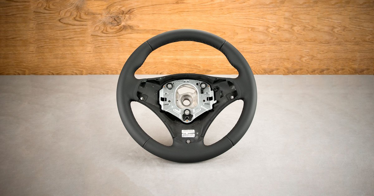 Modyfikacja i obszycie kierownicy BMW E90 330i