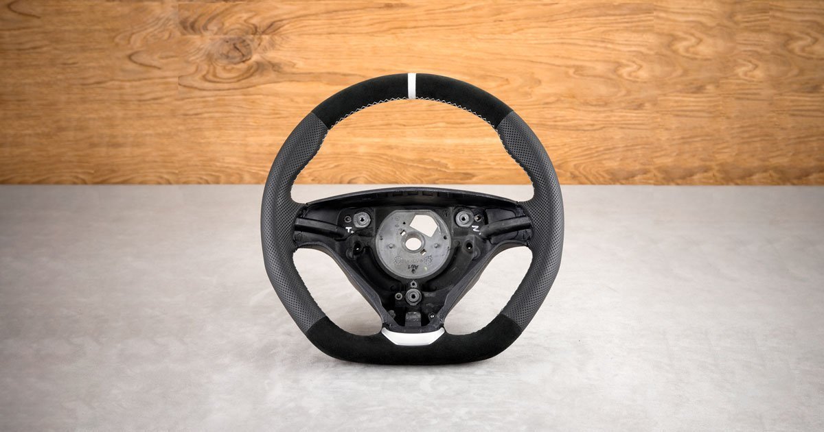 Modyfikacja i obszycie kierownicy Volvo S60 Modyfikacja i obszycie kierownicy Volvo S60