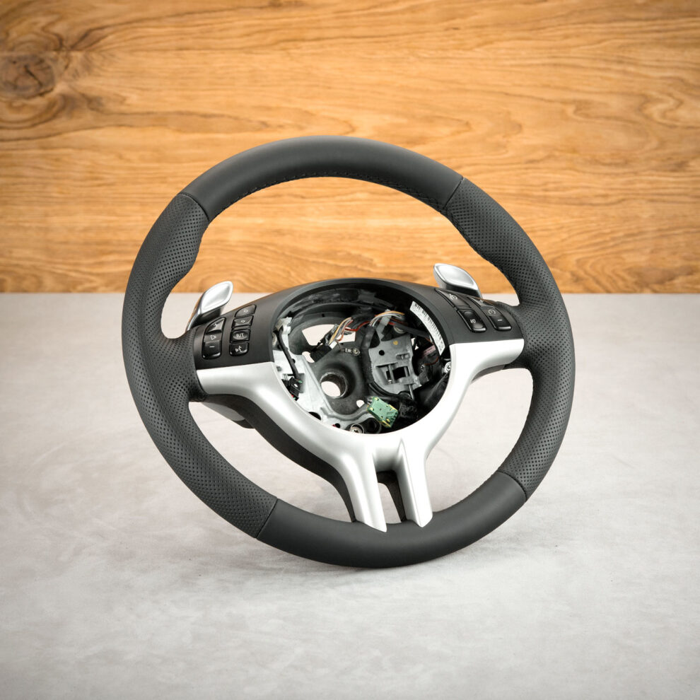 Modyfikacja i obszycie kierownicy BMW E46