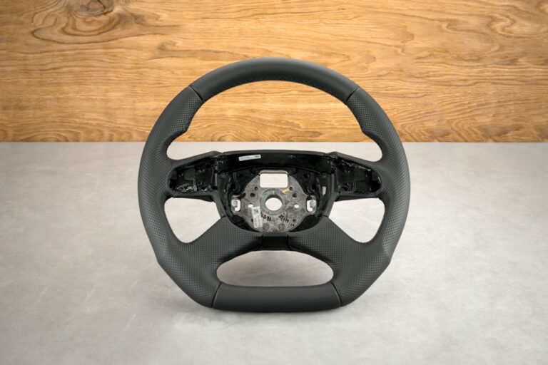 Modyfikacja i obszycie kierownicy Skoda Superb II