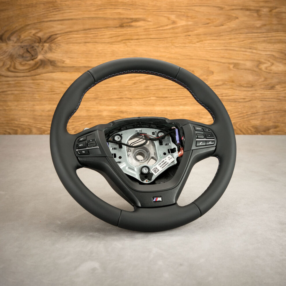 Obszycie kierownicy BMW X3 F25 M