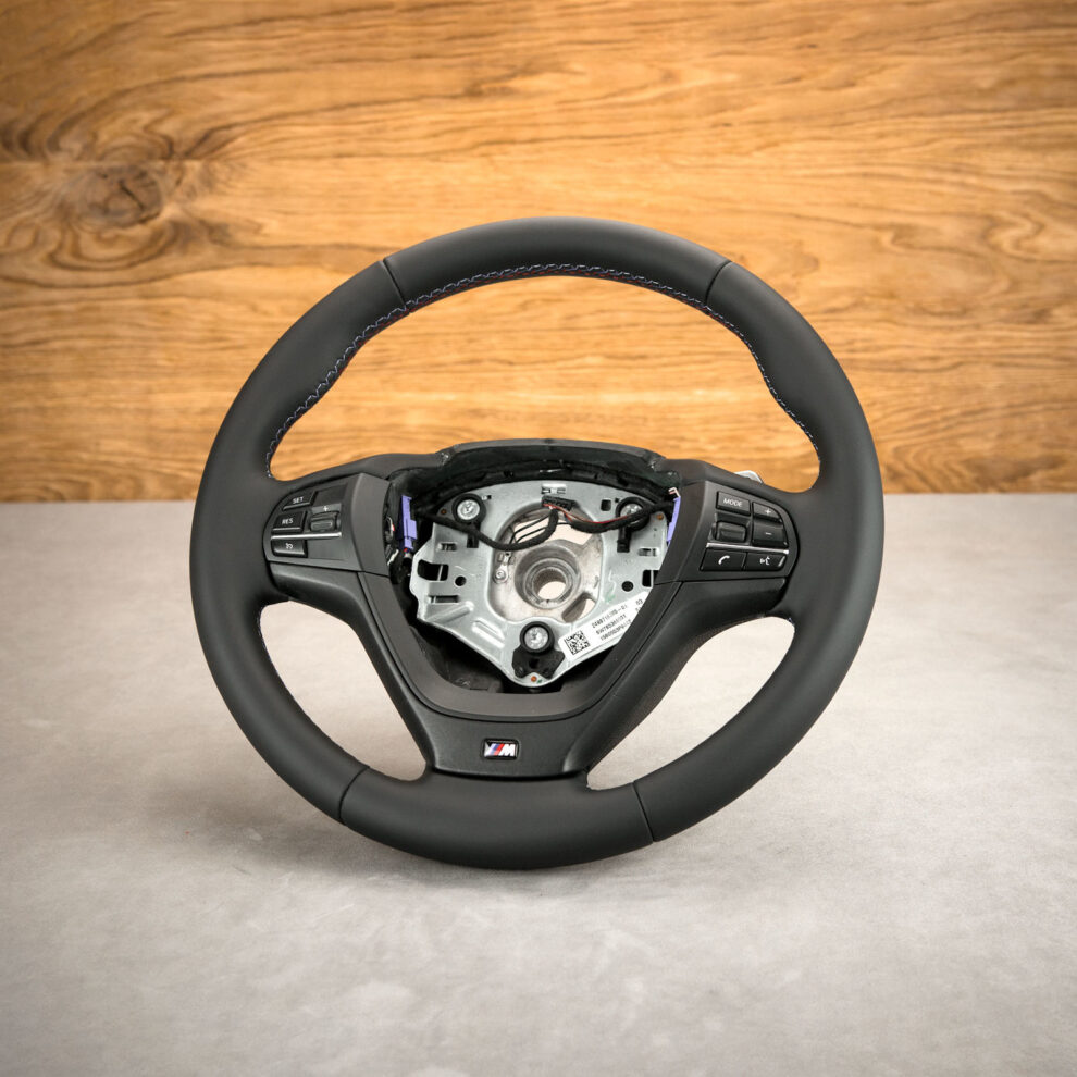 Obszycie kierownicy BMW X3 F25 M