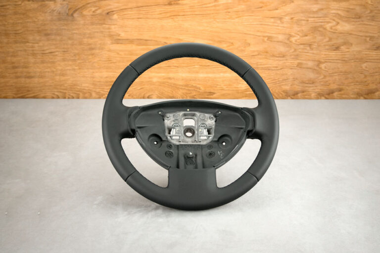 Obszycie kierownicy Dacia Dokker