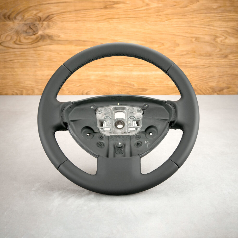 Obszycie kierownicy Dacia Dokker