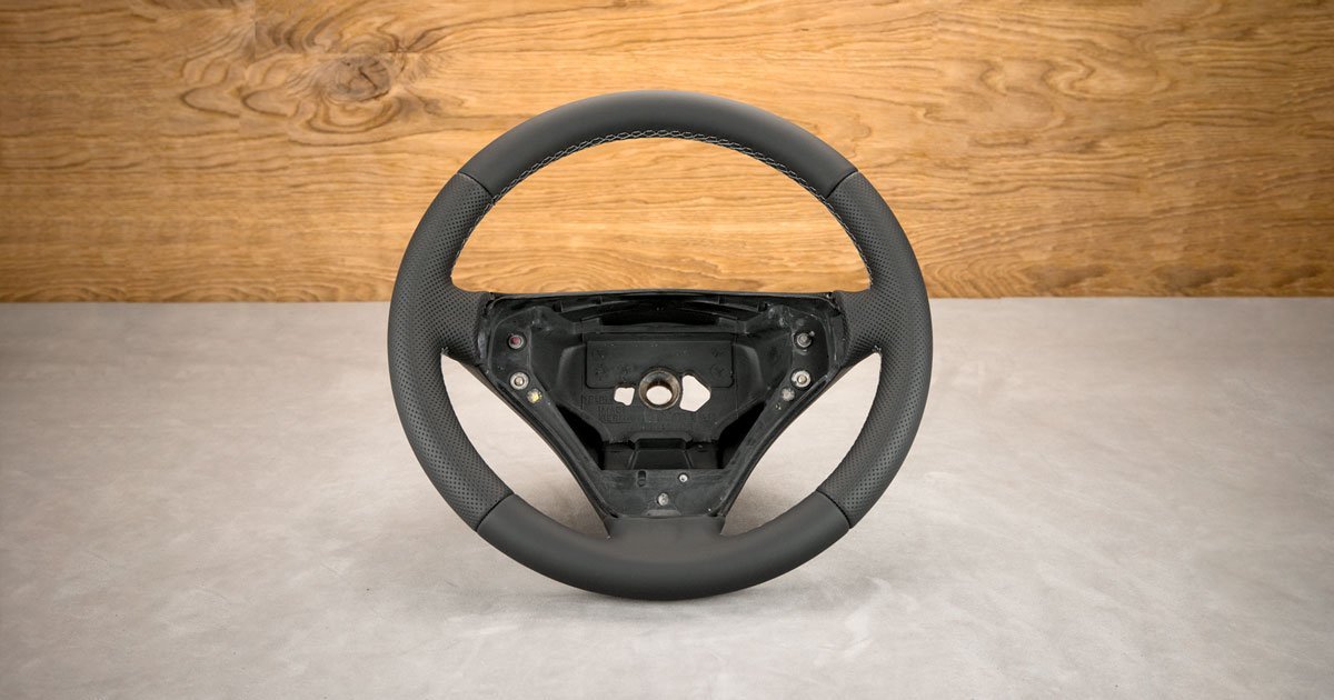 Modyfikacja i obszycie kierownicy Mercedes-Benz C 320 W209