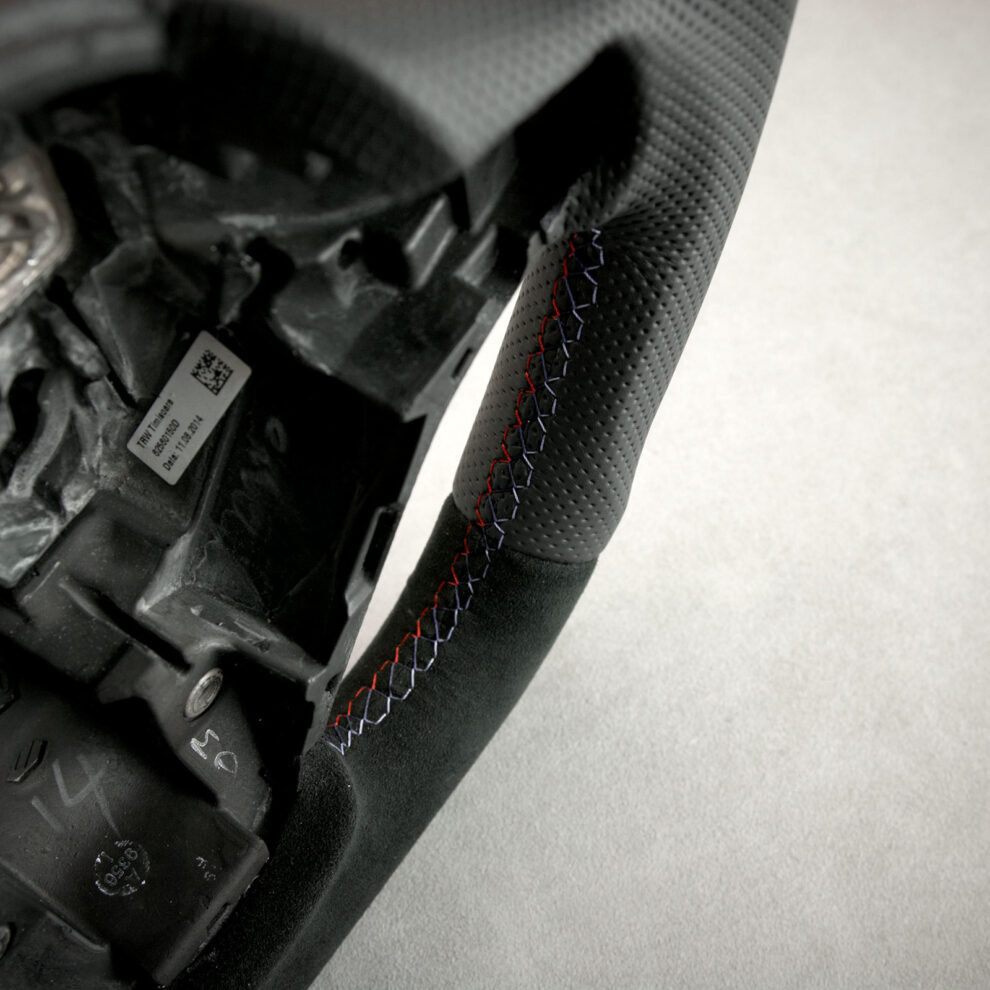 Modyfikacja i obszycie kierownicy BMW F36