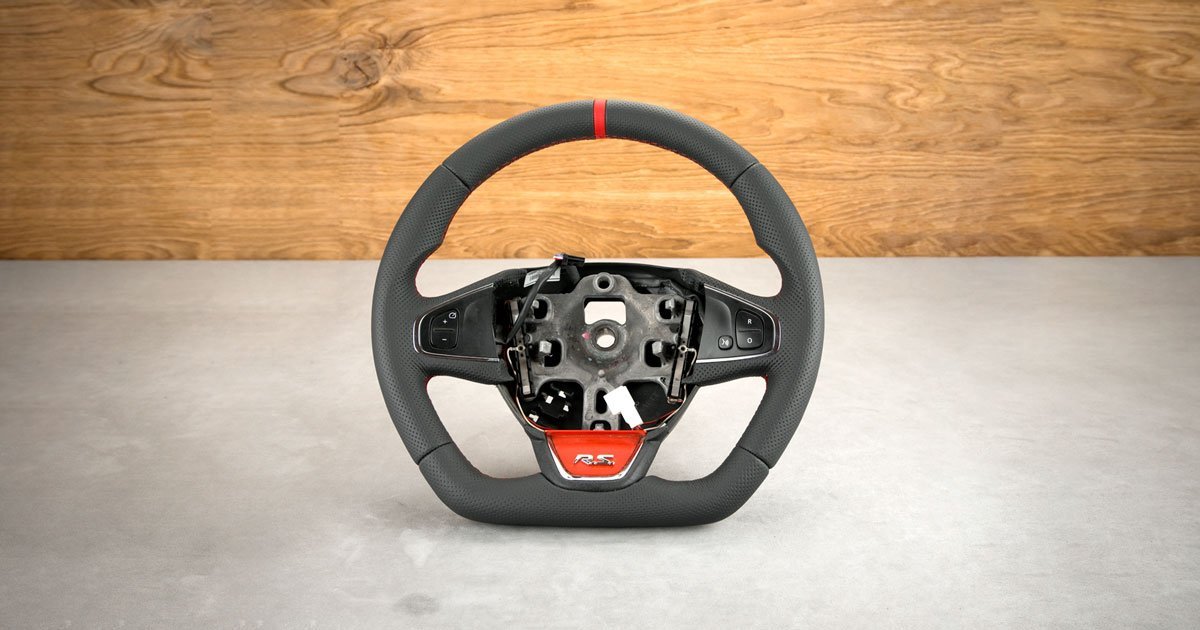 Modyfikacja i obszycie kierownicy Renault Clio IV RS