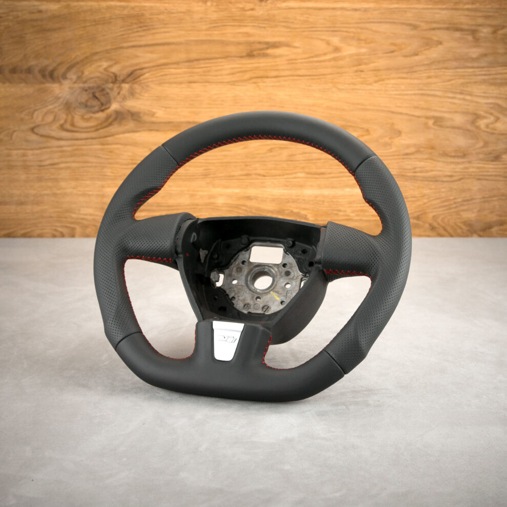 Modyfikacja i obszycie kierownicy Skoda Octavia II