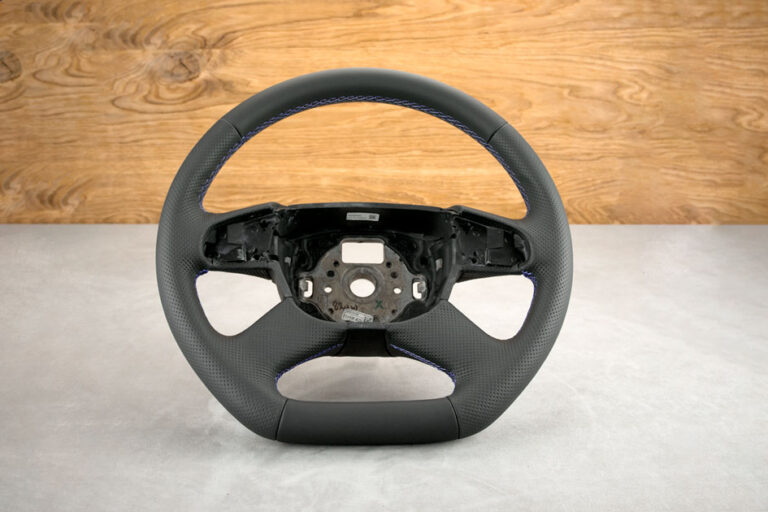 Modyfikacja i obszycie kierownicy Skoda Superb II