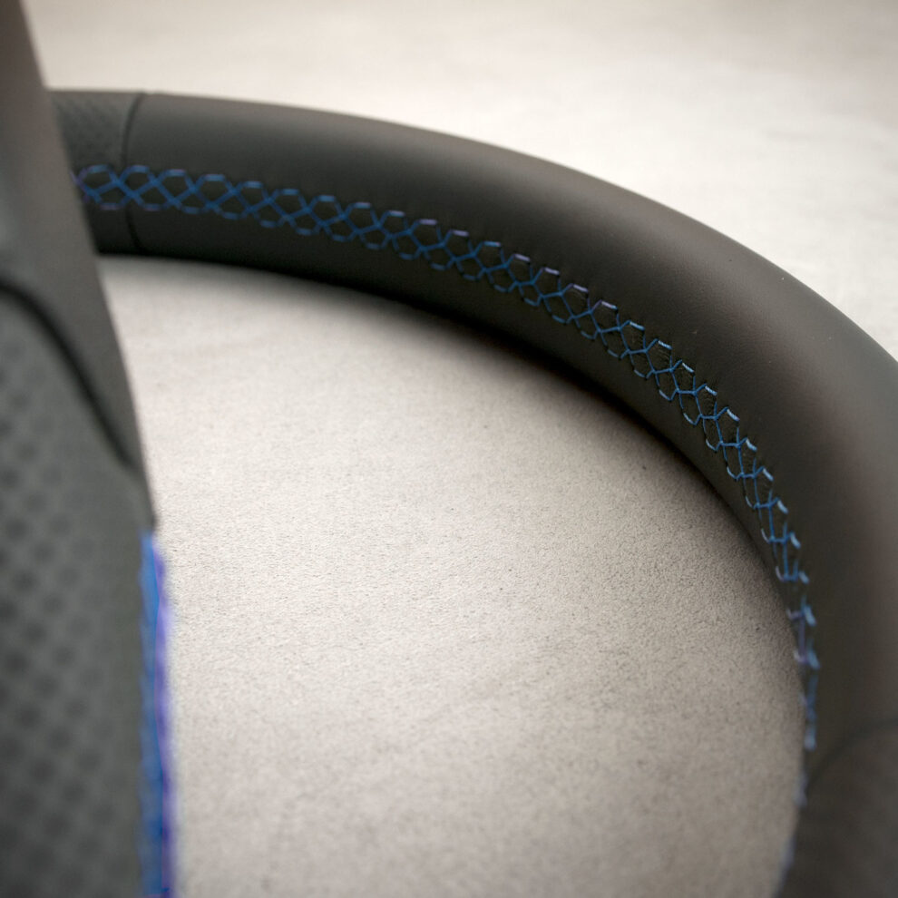 Modyfikacja i obszycie kierownicy Skoda Superb II