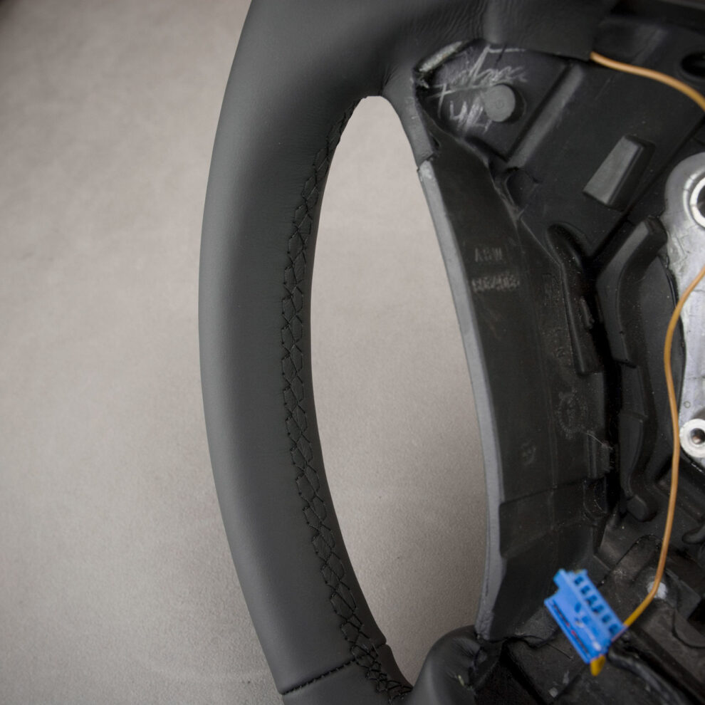 Obszycie kierownicy BMW E61