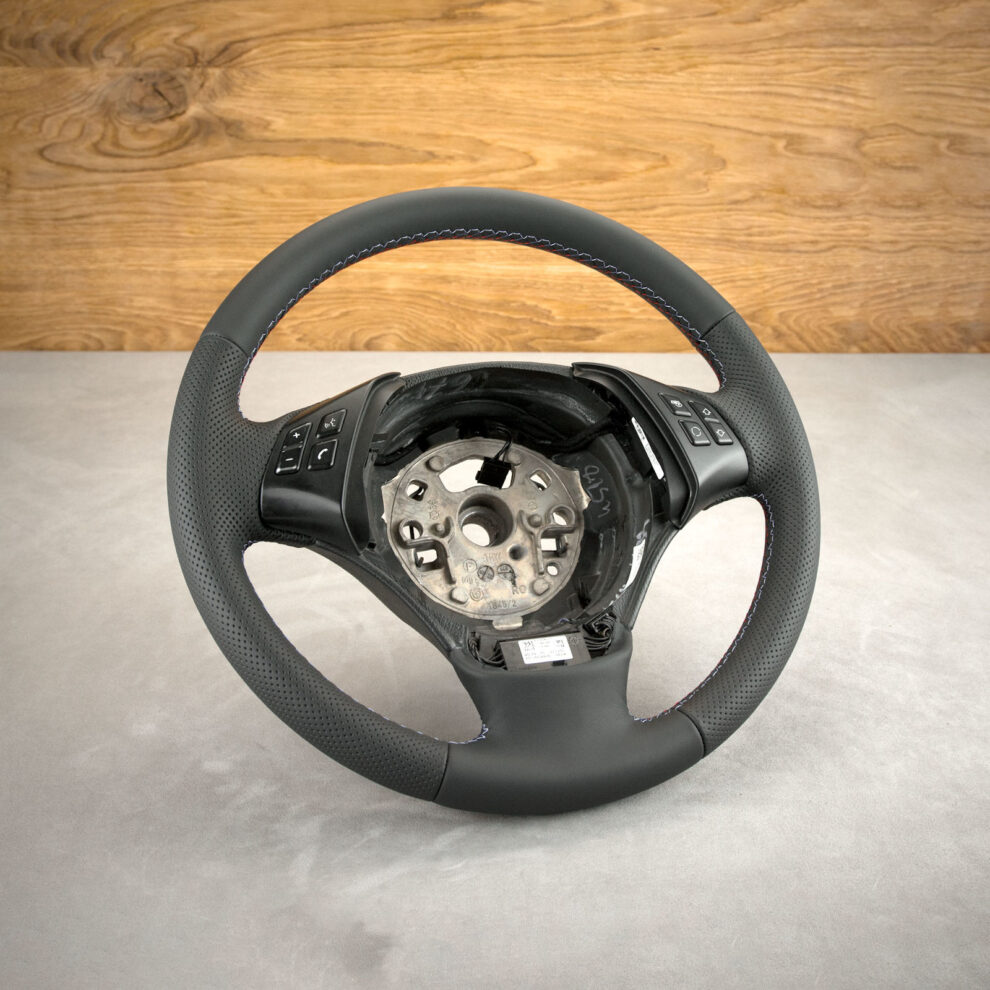 Obszycie kierownicy BMW E90