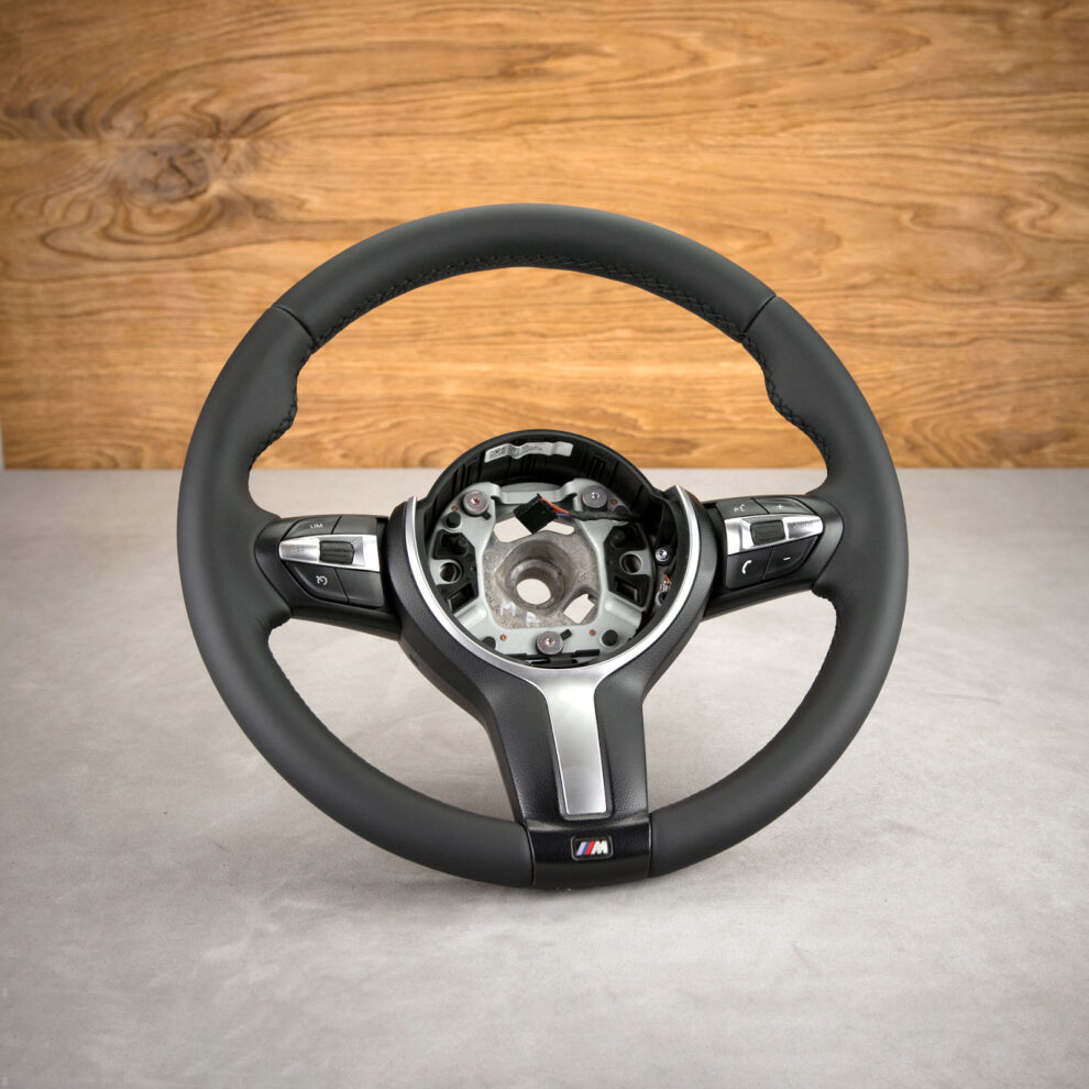 Obszycie kierownicy BMW F10
