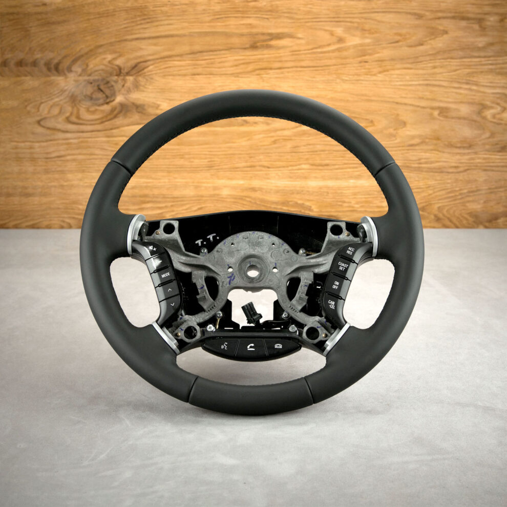 Obszycie kierownicy Mitsubishi Pajero IV