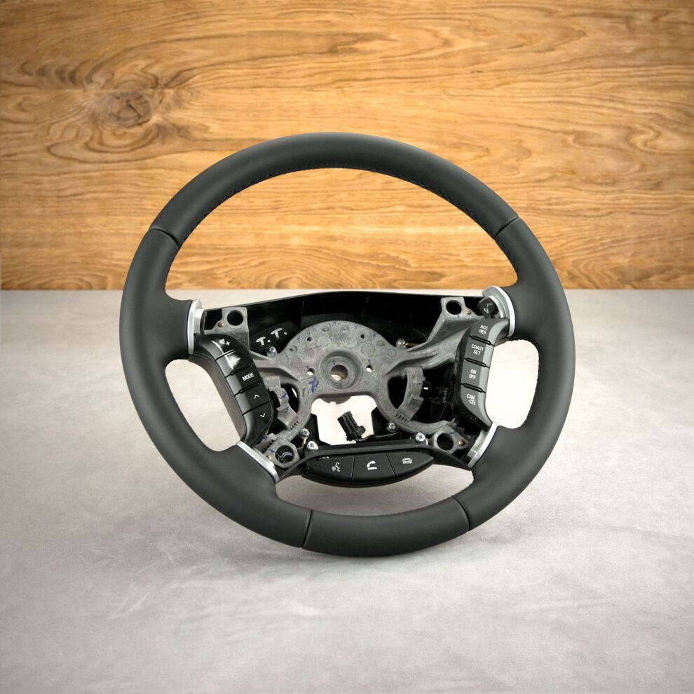 Obszycie kierownicy Mitsubishi Pajero IV