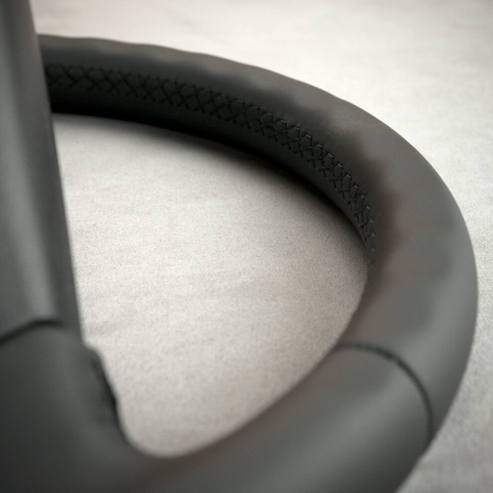 Obszycie kierownicy Mitsubishi Pajero IV