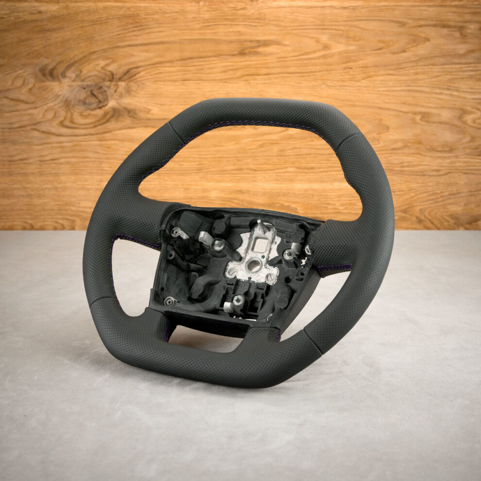 Modyfikacja i obszycie kierownicy Fiat Ducato (2017)