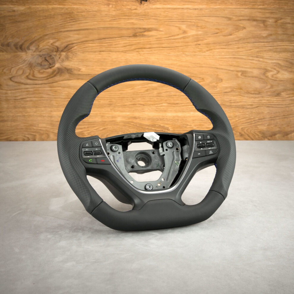 Modyfikacja i obszycie kierownicy Hyundai i20