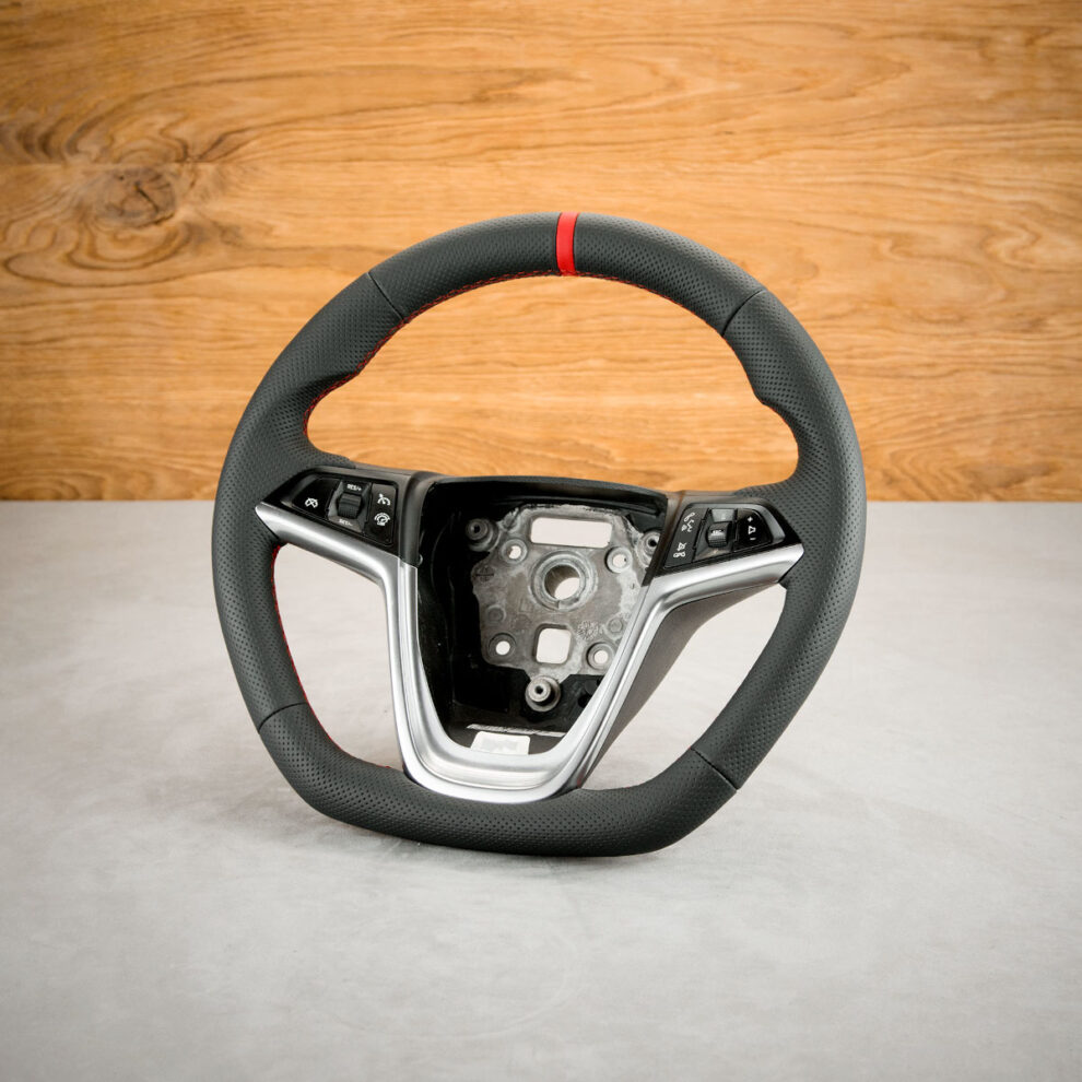 Modyfikacja i obszycie kierownicy Opel Astra J