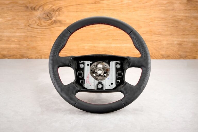 Modyfikacja i obszycie kierownicy Volkswagen Transporter T4