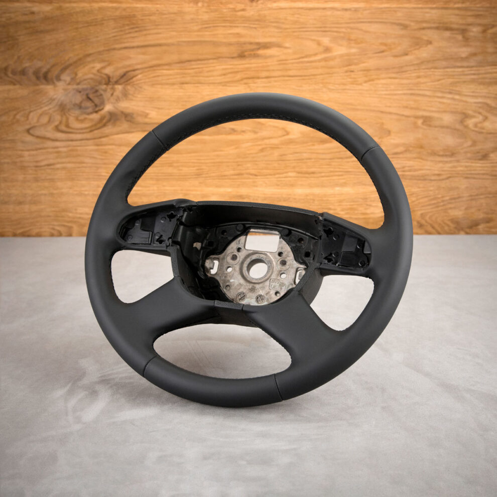 Obszycie kierownicy Skoda Superb II