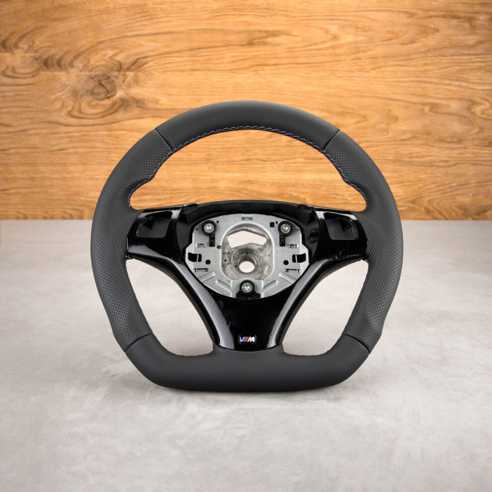 Modyfikacja i obszycie kierownicy BMW E90