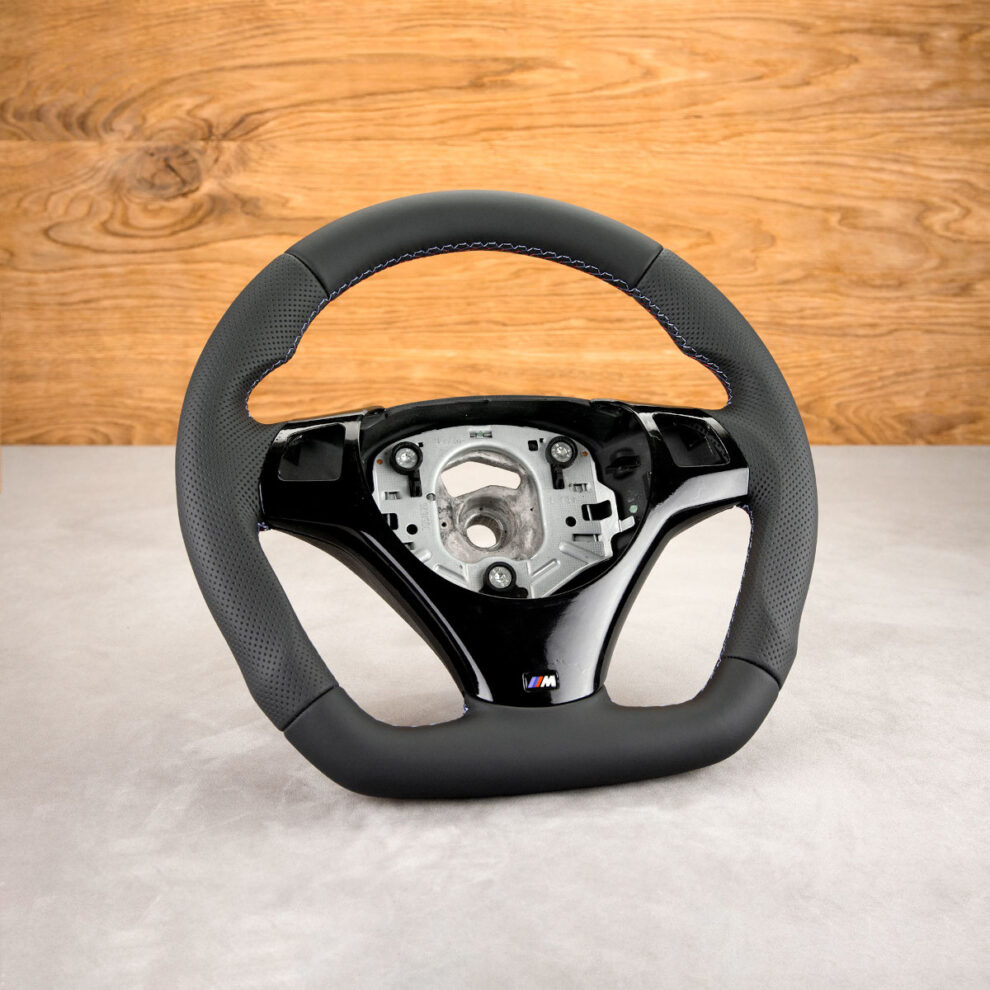 Modyfikacja i obszycie kierownicy BMW E90