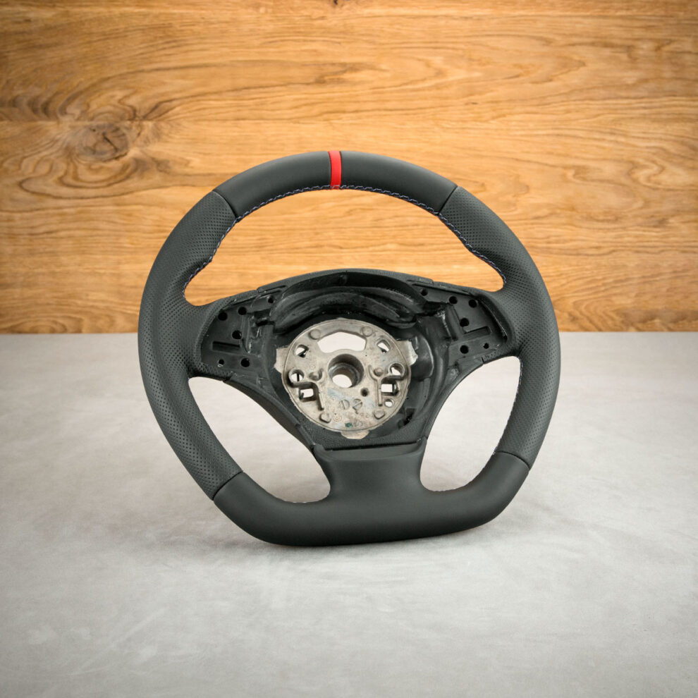 Modyfikacja i obszycie kierownicy BMW E91