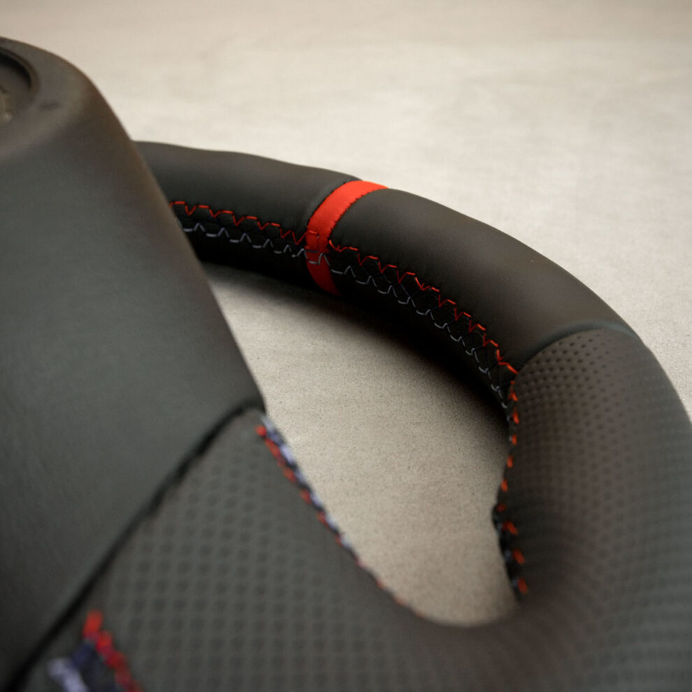 Modyfikacja i obszycie kierownicy BMW E91