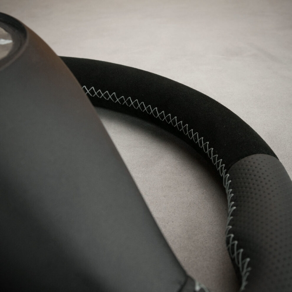 Modyfikacja i obszycie kierownicy Mercedes-Benz E W212