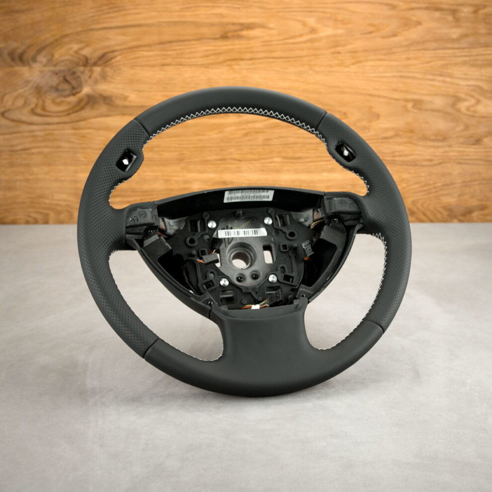 Obszycie kierownicy BMW E65