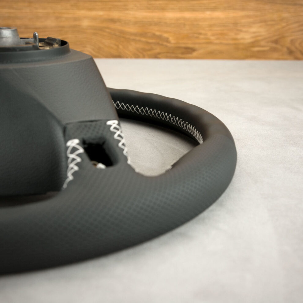 Obszycie kierownicy BMW E65