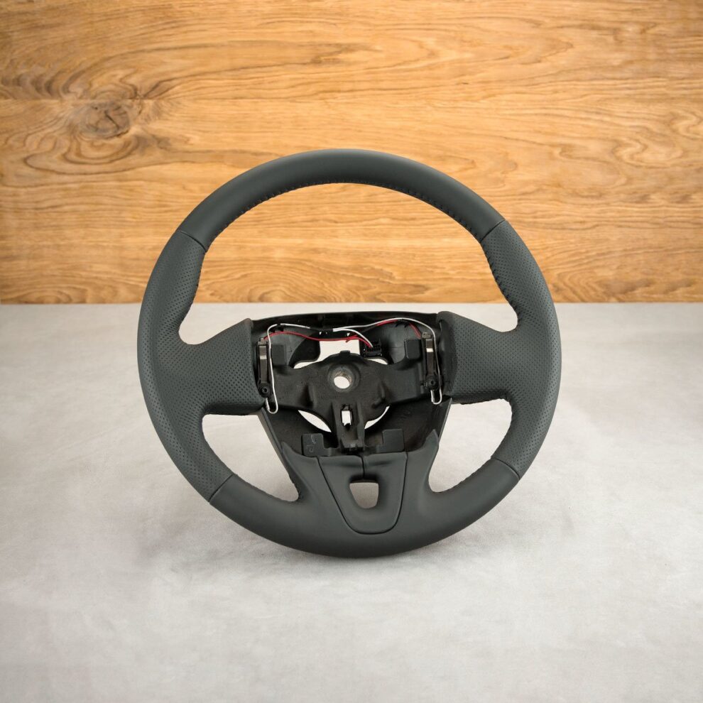 Obszycie kierownicy Renault Megane III Grandtour